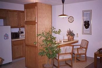 Mcgovern'S Motel And Suites Sun Prairie Extérieur photo